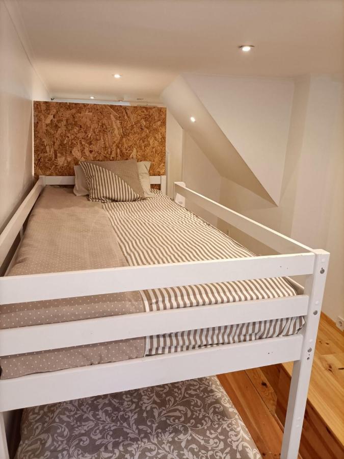 Now Bastidor Jovial Hostel Lisbon Bagian luar foto